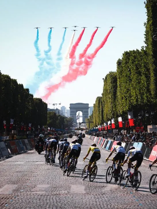 Tour de France: Au coeur du Peloton